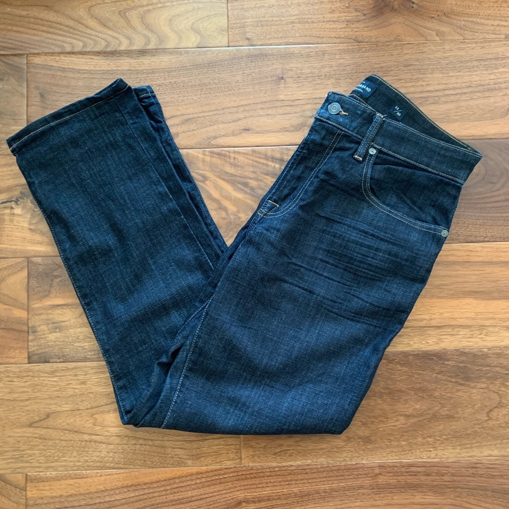 Lucky brand 221 straight jeans in size 33x30